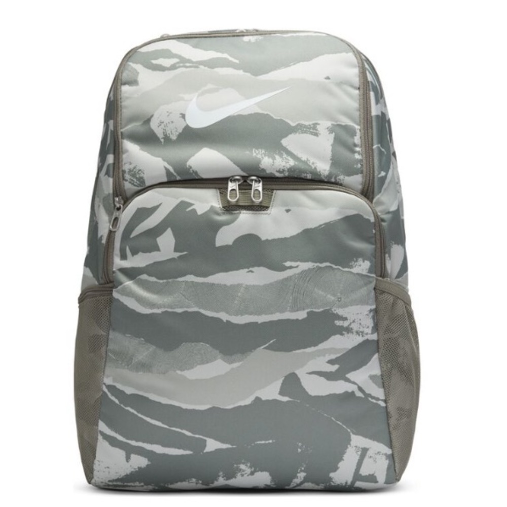 NIKE Brasila XL Camo Athlete Backpack Bag CU9648-320 Gray EUC light green camo